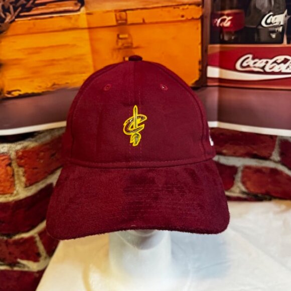 Cleveland Cavaliers New Era 9Twenty Adjustable Hat Cap - Picture 1 of 5